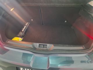 Renault Megane 2019 BOSE-thumb-12
