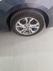 Renault Megane 2019 BOSE-thumb-17
