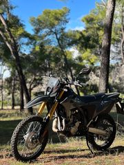 Suzuki DR-Z4S 2025