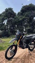 Suzuki DR-Z4S 2025-thumb-4