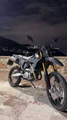 Suzuki DR-Z4S 2025-thumb-5