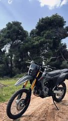 Suzuki DR-Z4S 2025-thumb-8