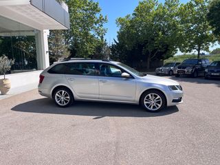 Skoda Octavia 2019 Style-thumb-3