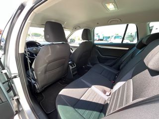 Skoda Octavia 2019 Style-thumb-38