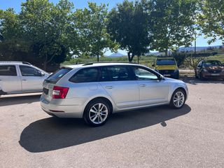 Skoda Octavia 2019 Style-thumb-14