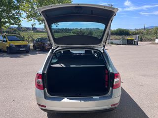 Skoda Octavia 2019 Style-thumb-25