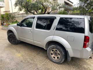 Nissan Pathfinder 2006