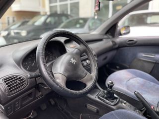 Peugeot 206 2004-thumb-5