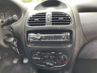 Peugeot 206 2004-thumb-9