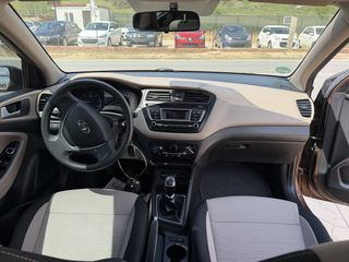 Hyundai i 20 2016 Με έξι μήνες εγγύηση-thumb-9