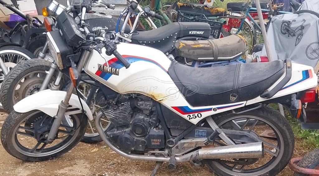 Yamaha XS250