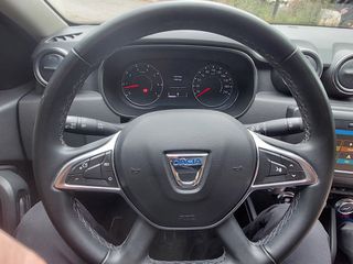 Dacia Duster 2019 4X2-thumb-9