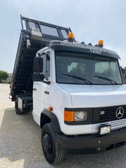 Ανατροπή Mercedes-Benz 1995 609