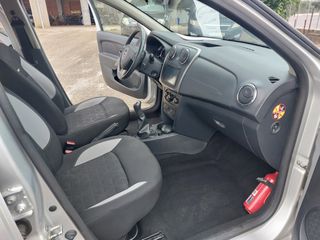 Dacia Sandero 2015-thumb-12