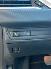Peugeot 2008 2018 1.2 110HP ALLURE AUTOMATIC-thumb-38