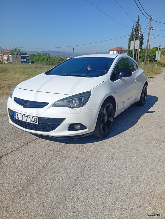 Opel Astra 2016 GTC