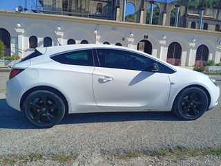 Opel Astra 2016 GTC-thumb-2