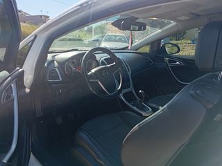 Opel Astra 2016 GTC-thumb-10