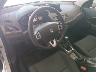 Renault Megane 2012 TCe-thumb-18
