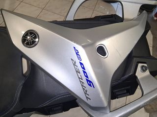 Yamaha tracer 900  δεξι μαγουλο fairing