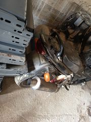Suzuki GSX 1400 2010-thumb-2