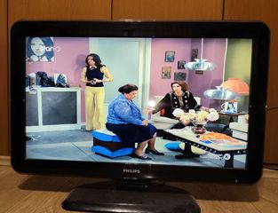 Τηλεόραση Philips 32'' FULL HD MPEG4,