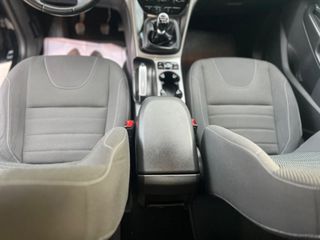 Ford Kuga 2015 1.5 ECOBOOST TREND 150h-thumb-35