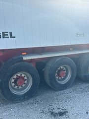Volvo 1998 520-thumb-3