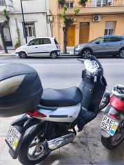 Aprilia SportCITY 200 2008 6 ΜΗΝΕΣ ΕΓΓΥΗΣΗ ΣΕ ΟΛΑ ΤΑ ΜΟΤΟ-thumb-1