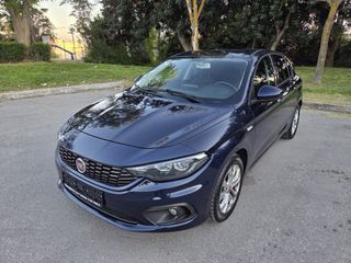 Fiat Tipo 2018 1.6Multijet 120 Start/Stop Lounge-thumb-1