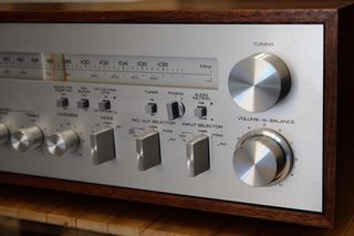 Yamaha CR-1020 Stereo Receiver-thumb-1
