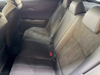 Toyota C-HR 2022 2.0 HYBRID GR SPORT-thumb-16