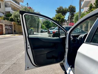 Toyota Yaris 2014 Toyota Yaris III  1.4 D-4D (90 Hp) ΕΛΛΗΝΙΚΟ+ΒΟΟΚ-thumb-14