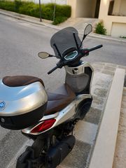 Piaggio Beverly 300 2021 BEVERLY 300 HPE-thumb-2