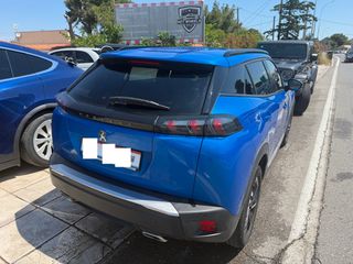 Peugeot 2008 2021 1.2 PURETECH 130 ALLURE-thumb-2