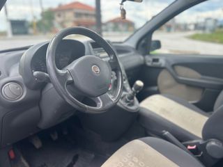 Fiat Panda 2009-thumb-10