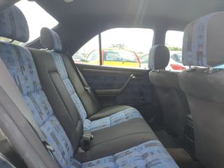 Mercedes-Benz C 180 2000 CLASSIC-thumb-11