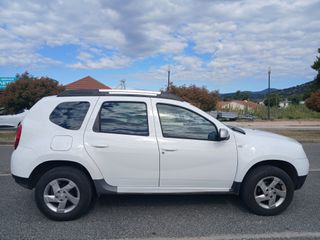 Dacia Duster 2011 PRESTIGE 4X4-thumb-5
