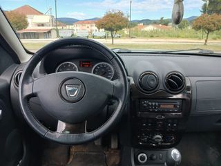 Dacia Duster 2011 PRESTIGE 4X4-thumb-11