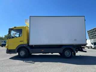 Ψυγείο Mercedes-Benz 2013 816 ATEGO-thumb-3