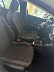 Peugeot 208 2020 Peugeot 208 1.5  diesel-thumb-9