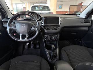 Peugeot 208 2019-thumb-6