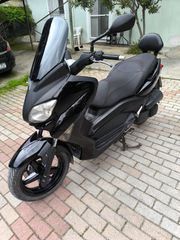Yamaha XMAX 250 2011-thumb-1