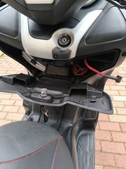 Yamaha XMAX 250 2011-thumb-11