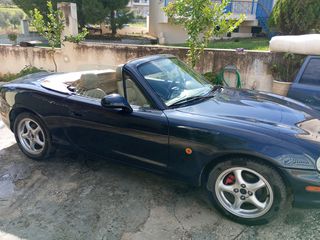 Mazda MX-5 2000