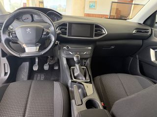Peugeot 308 2017 Peugeot 308 1.2 e-THP Style-thumb-9