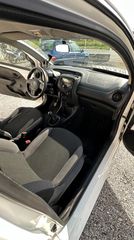 Toyota Aygo 2015-thumb-24