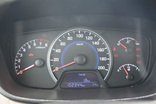 Hyundai i 10 2016 1.0 STYLE-thumb-6