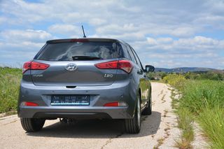 Hyundai i 20 2016-thumb-5