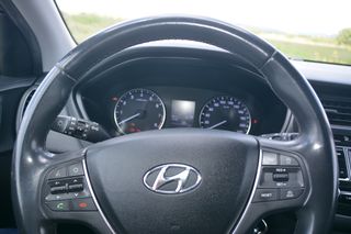 Hyundai i 20 2016-thumb-9
